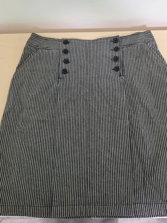 Larry Levine Dresses & Skirts - Larry Levine Black and White Striped Pencil Skirt Cotton